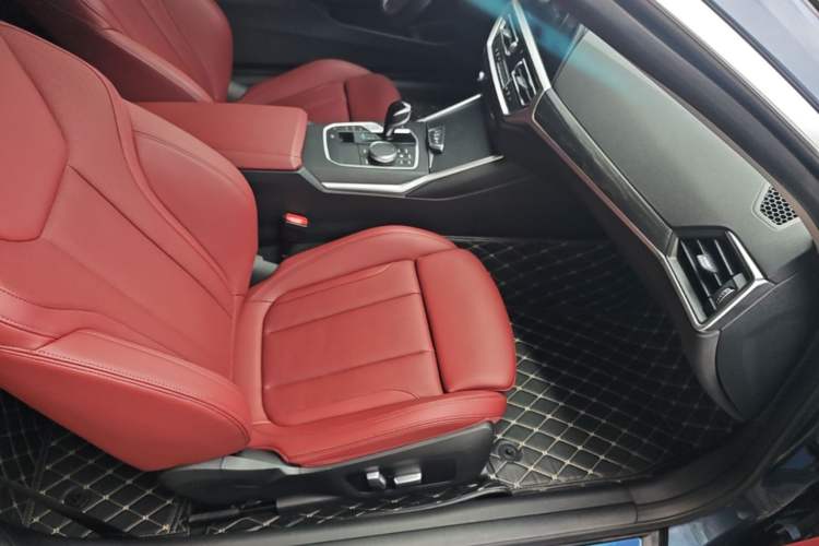 Used BMW 4 Series 2022 425i M Sport Package Right Front Seat