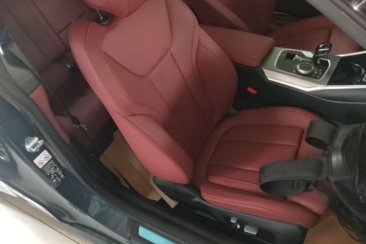Used BMW 4 Series 2022 Revised 425i M Sport Night Edition Package Right Front Seat