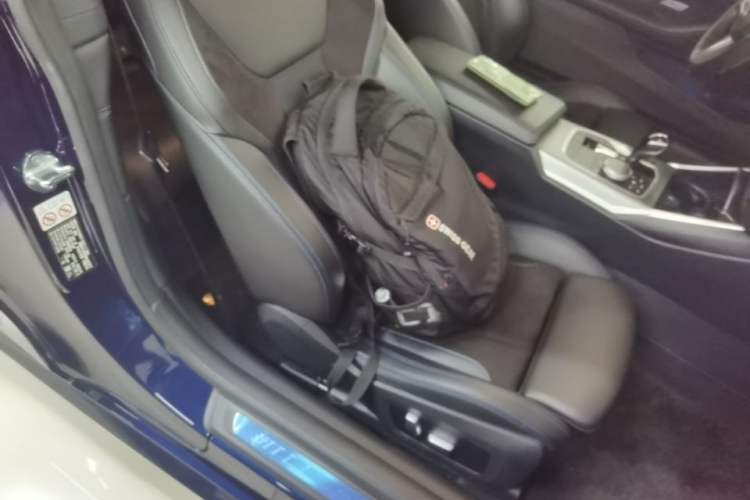 Used BMW 4 Series 2022 425i M Sport Night Edition Package Right Front Seat