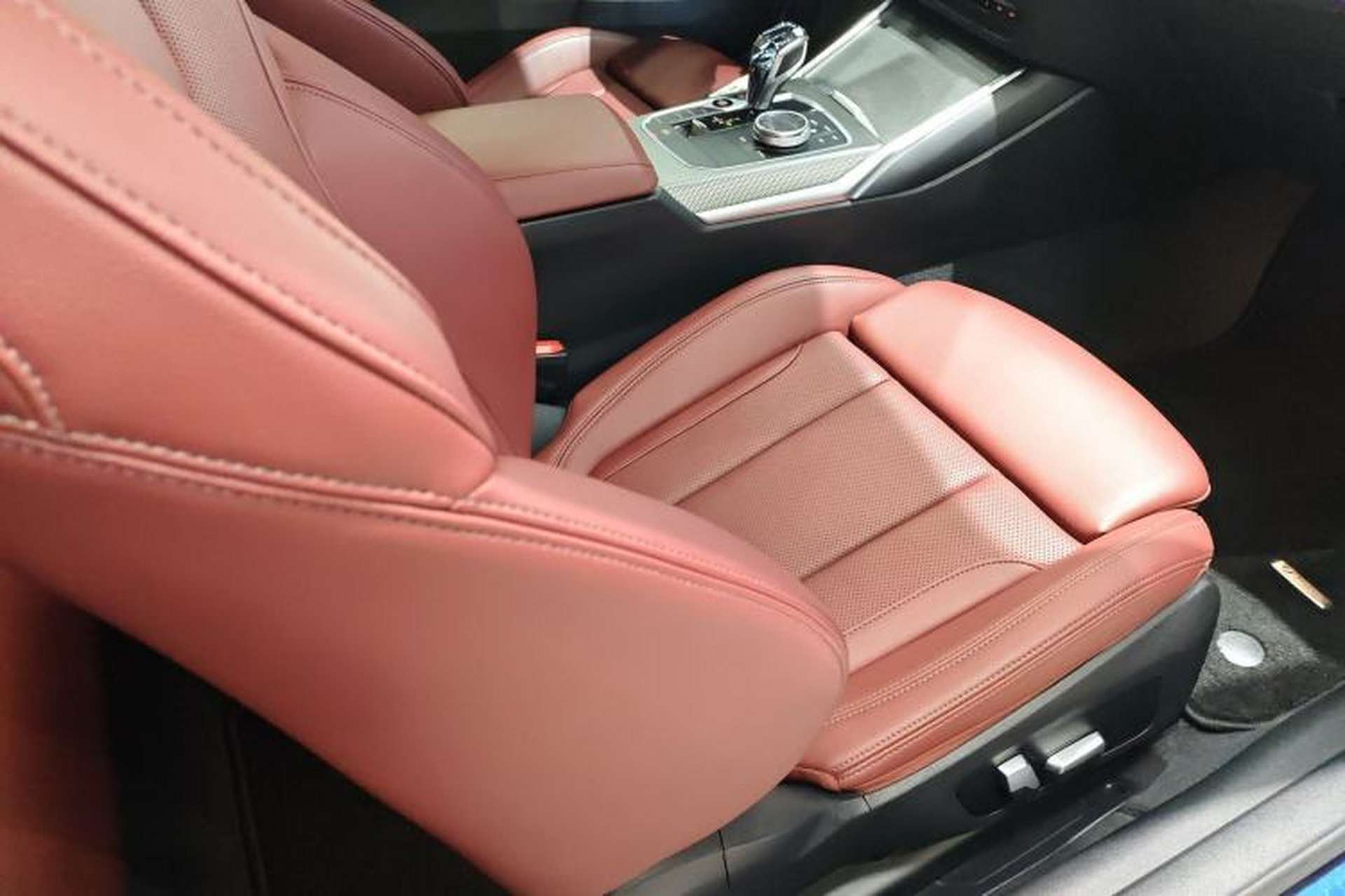 Used BMW 4 Series 2022 425i Fashion Model M Sport Night Edition Package Right Front Seat