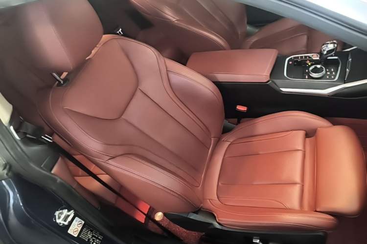 Used BMW 4 Series 2022 425i M Sport Package Right Front Seat