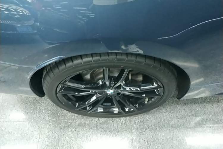 Used BMW 4 Series 2022 425i M Sport Night Edition Package Right Rear Wheel Hub