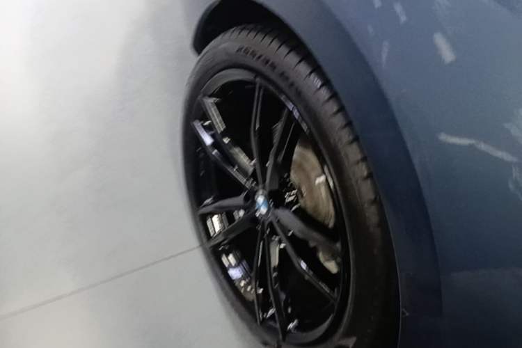 Used BMW 4 Series 2022 425i M Sport Night Edition Package Right Rear Wheel Hub