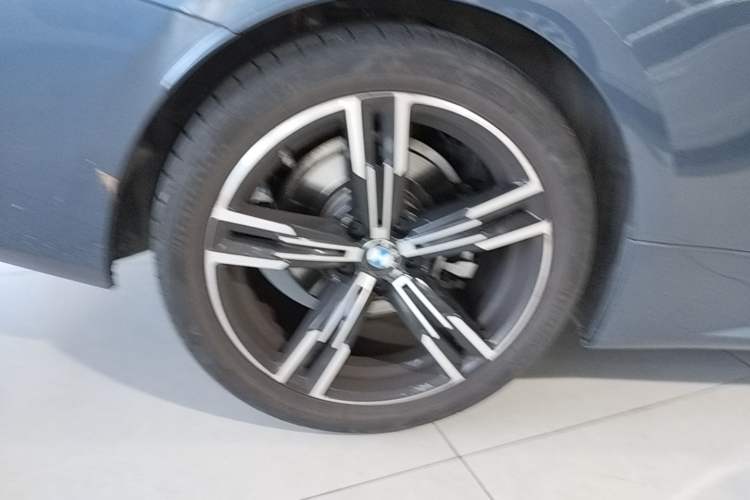Used BMW 4 Series 2022 425i M Sport Package Right Rear Wheel Hub