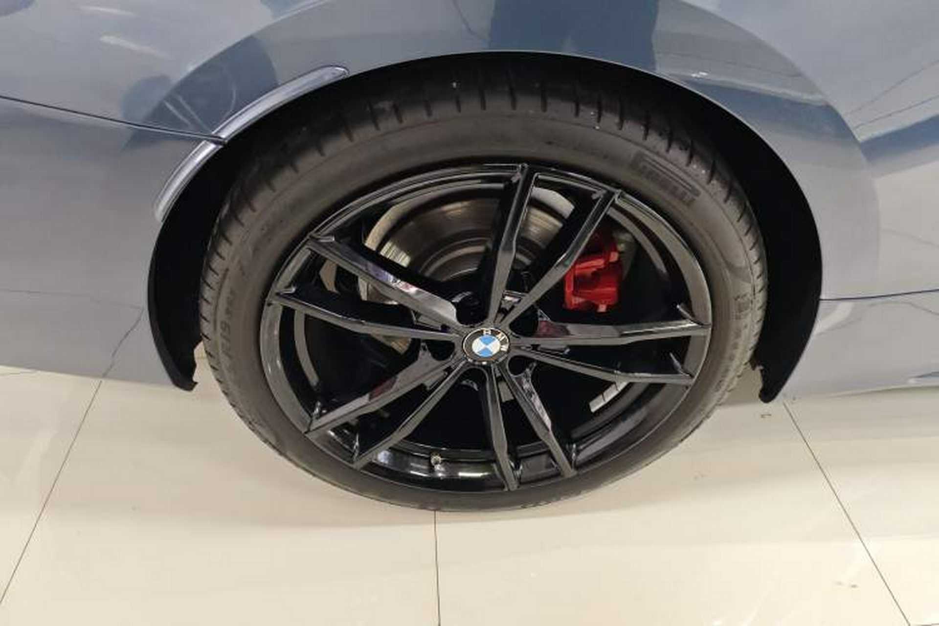 Used BMW 4 Series 2022 425i Fashion Model M Sport Night Edition Package Right Rear Wheel Hub