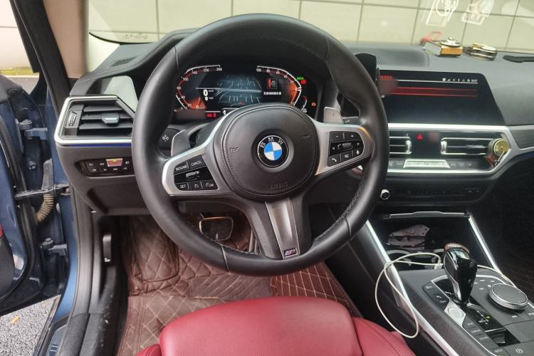 Used BMW 4 Series 2022 425i M Sport Package Steering Wheel