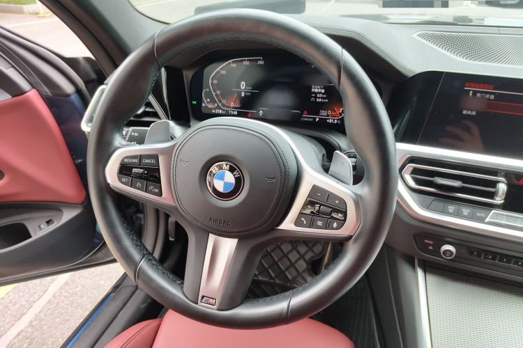 Used BMW 4 Series 2022 Revised 425i M Sport Night Edition Package Steering Wheel