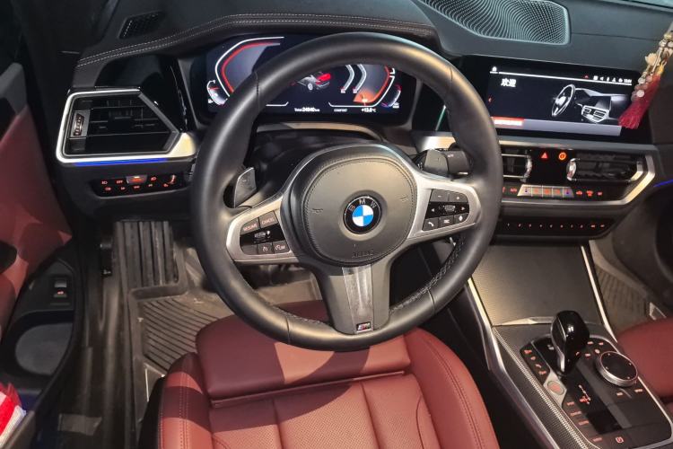 Used BMW 4 Series 2022 Revised 425i M Sport Night Edition Package Steering Wheel
