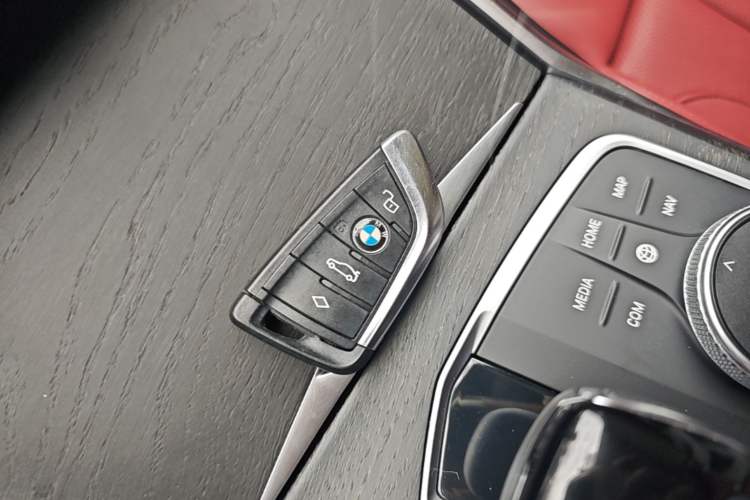 Used BMW 4 Series 2022 425i M Sport Package Vehicle Key