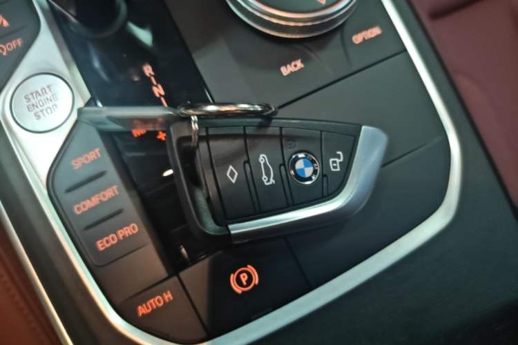 Used BMW 4 Series 2022 425i M Sport Package Vehicle Key