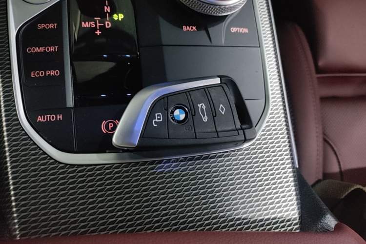 Used BMW 4 Series 2022 Revised 425i M Sport Night Edition Package Vehicle Key