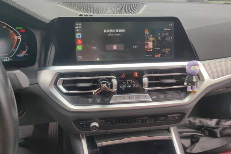 Used BMW 4 Series 2022 425i Gran Coupe M Sport Night Edition Audio And AC Panel