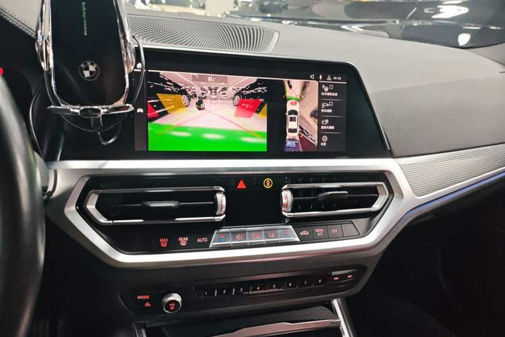Used BMW 4 Series 2022 425i Gran Coupe M Sport Night Edition Audio And AC Panel