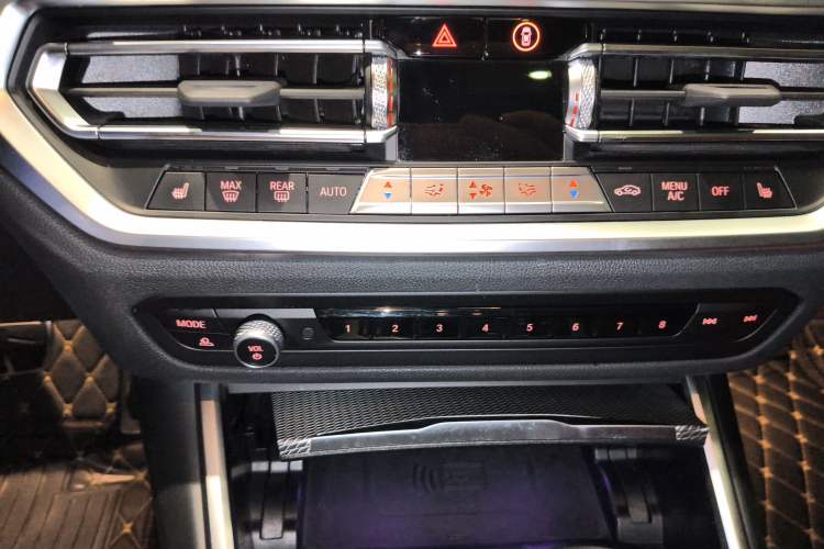 Used BMW 4 Series 2022 Second Facelift 430i M Sport Night Edition Package Audio And AC Panel