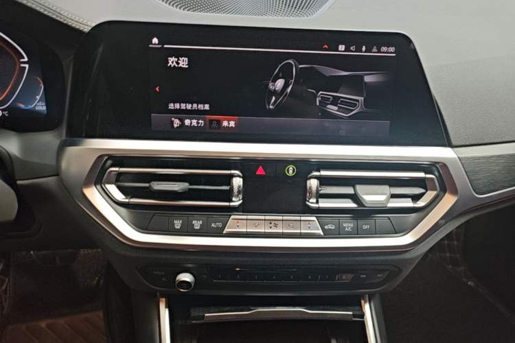Used BMW 4 Series 2022 425i M Sport Package Audio And AC Panel