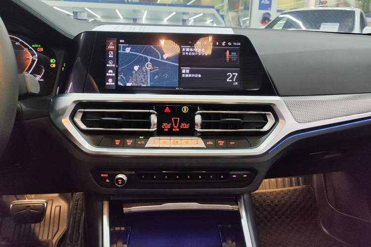Used BMW 4 Series 2022 Revised 425i M Sport Night Edition Package Audio And AC Panel