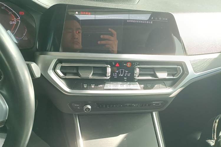 Used BMW 4 Series 2022 425i Gran Coupe M Sport Package Audio And AC Panel