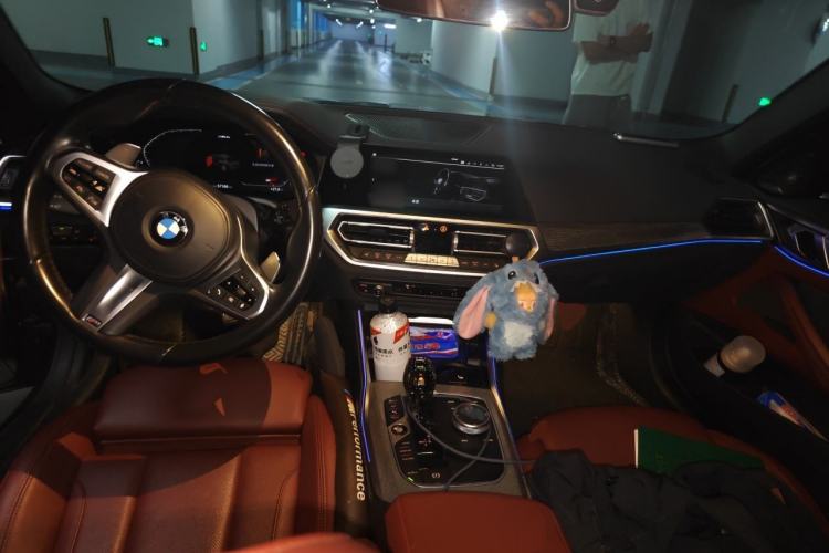 Used BMW 4 Series 2022 Second Facelift 430i M Sport Night Edition Package Center Console