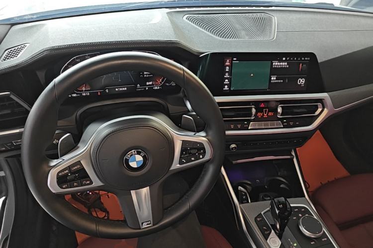 Used BMW 4 Series 2022 425i Gran Coupe M Sport Night Edition Center Console