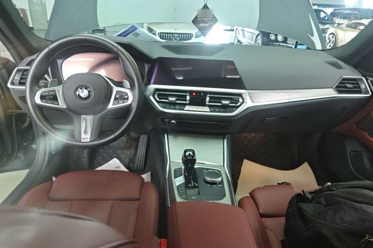 Used BMW 4 Series 2022 425i Gran Coupe M Sport Night Edition Center Console