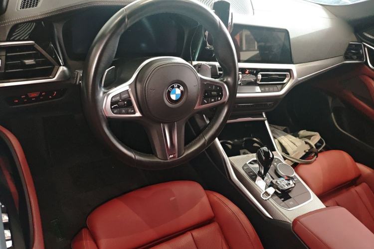 Used BMW 4 Series 2022 425i Gran Coupe M Sport Night Edition Center Console