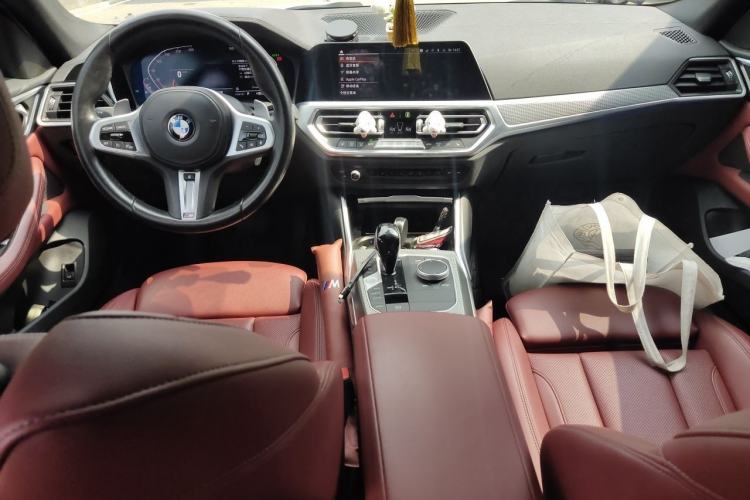 Used BMW 4 Series 2022 425i Gran Coupe M Sport Night Edition Center Console