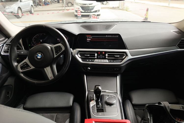 Used BMW 4 Series 2022 425i Gran Coupe M Sport Package Center Console