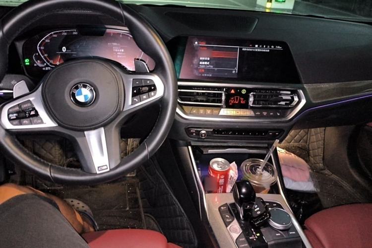 Used BMW 4 Series 2022 430i Convertible M Sport Night Edition Package Center Console