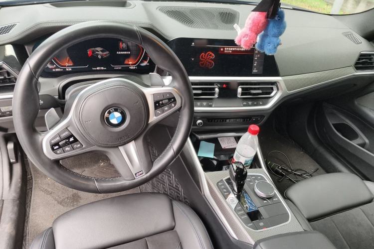 Used BMW 4 Series 2022 Second Facelift 430i M Sport Night Edition Package Center Console