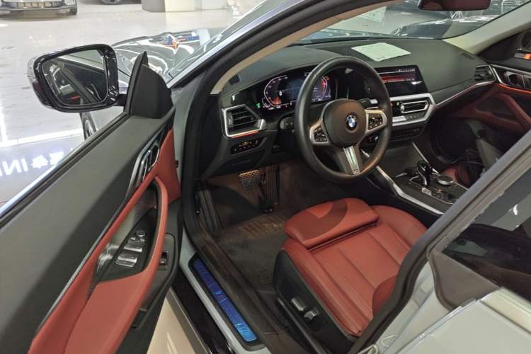 Used BMW 4 Series 2022 425i Gran Coupe M Sport Package Driver Seat