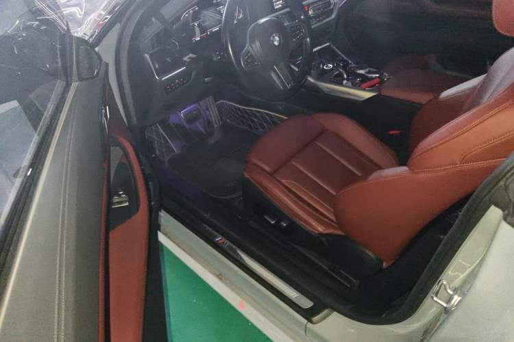 Used BMW 4 Series 2022 Revised 425i M Sport Night Edition Package Driver Seat