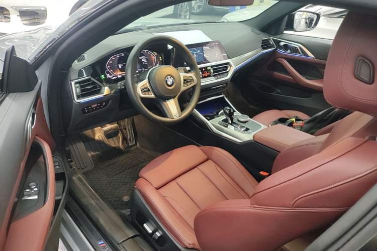 Used BMW 4 Series 2022 Revised 425i M Sport Night Edition Package Driver Seat
