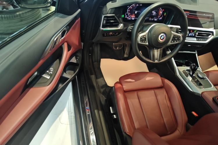Used BMW 4 Series 2022 Revised 425i M Sport Night Edition Package Driver Seat