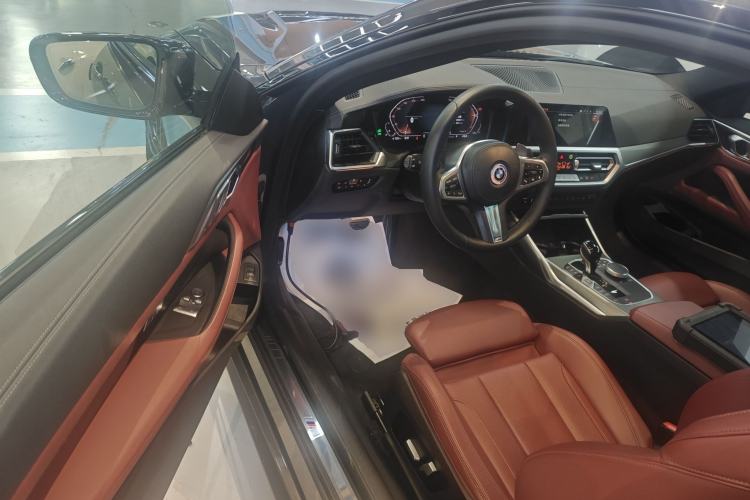 Used BMW 4 Series 2022 Revised 425i M Sport Night Edition Package Driver Seat