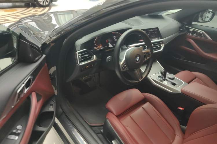 Used BMW 4 Series 2022 Second Facelift 430i M Sport Night Edition Package Driver Seat