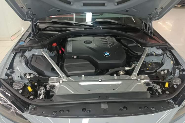 Used BMW 4 Series 2022 425i Convertible M Sport Package Engine Bay