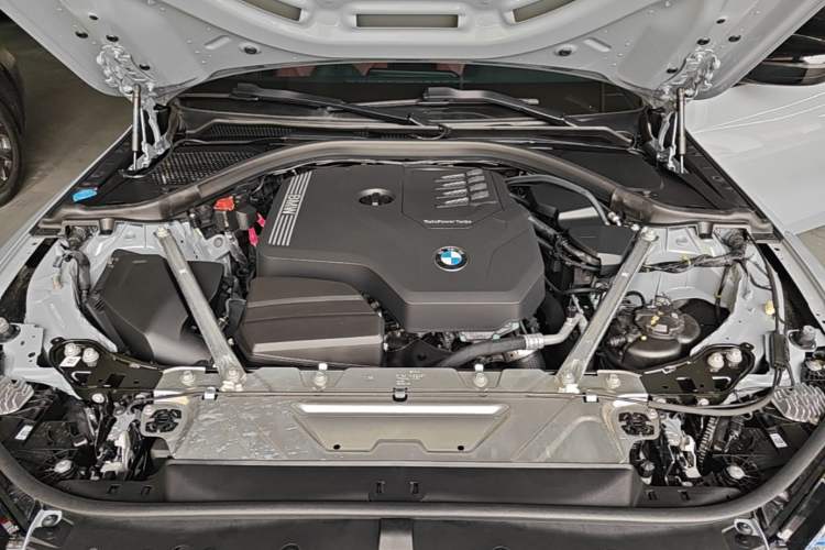 Used BMW 4 Series 2022 425i Gran Coupe M Sport Night Edition Engine Bay