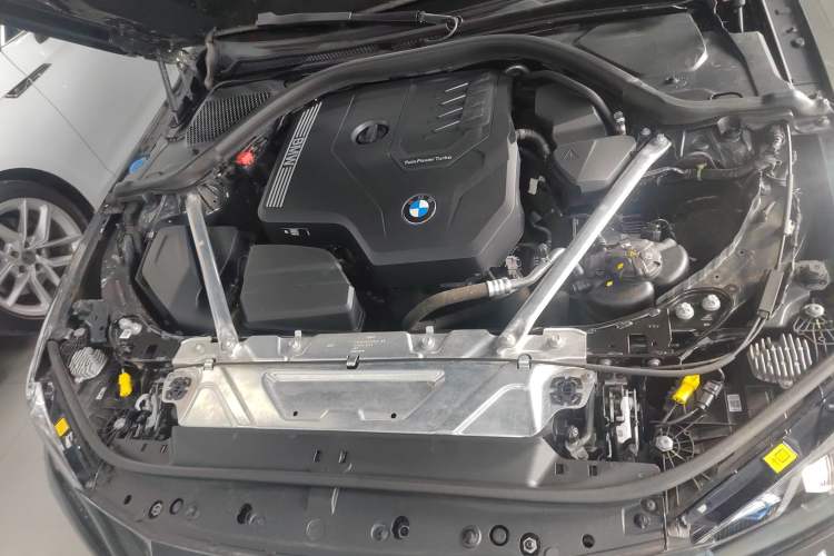 Used BMW 4 Series 2022 Revised 425i M Sport Night Edition Package Engine Bay