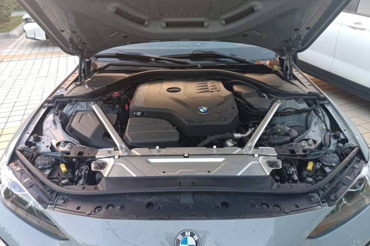 Used BMW 4 Series 2022 425i M Sport Package Engine Bay