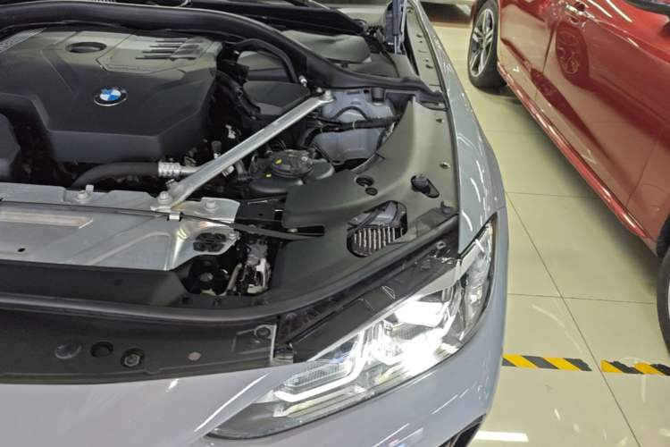 Used BMW 4 Series 2022 425i Gran Coupe M Sport Package Engine Bay Left