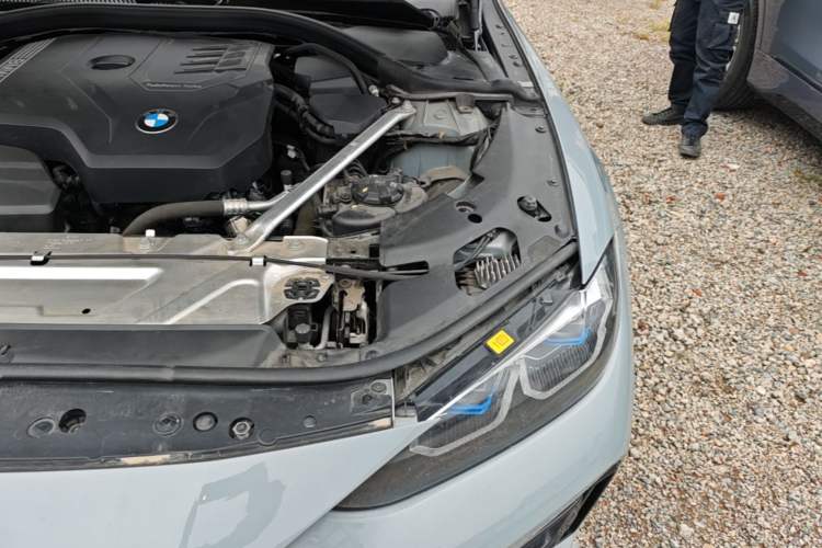 Used BMW 4 Series 2022 425i Gran Coupe M Sport Night Edition Engine Bay Left