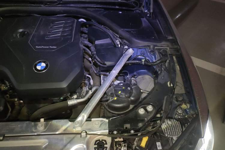 Used BMW 4 Series 2022 Revised 425i M Sport Night Edition Package Engine Bay Left
