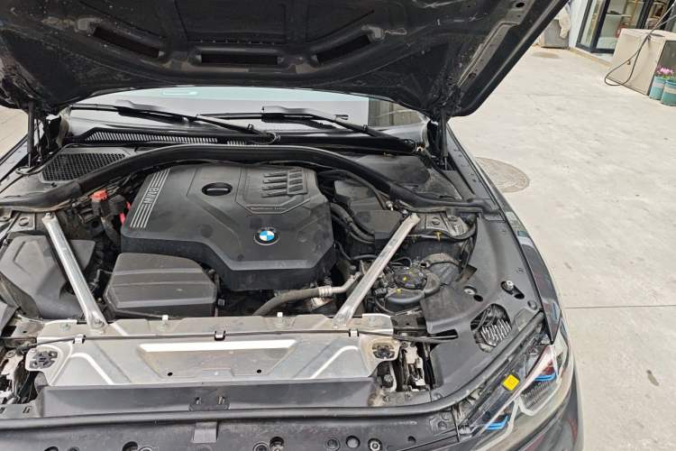 Used BMW 4 Series 2022 425i Gran Coupe M Sport Package Engine Bay Left