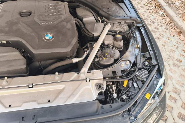 Used BMW 4 Series 2022 Second Facelift 430i M Sport Night Edition Package Engine Bay Left