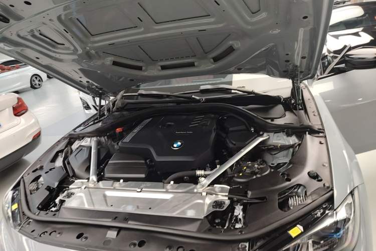 Used BMW 4 Series 2022 425i Gran Coupe M Sport Night Edition Engine Bay