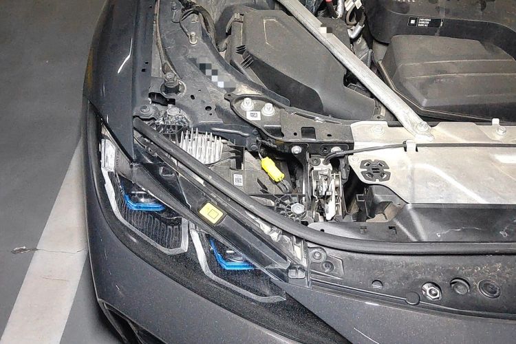 Used BMW 4 Series 2022 Second Facelift 430i M Sport Night Edition Package Engine Bay Right