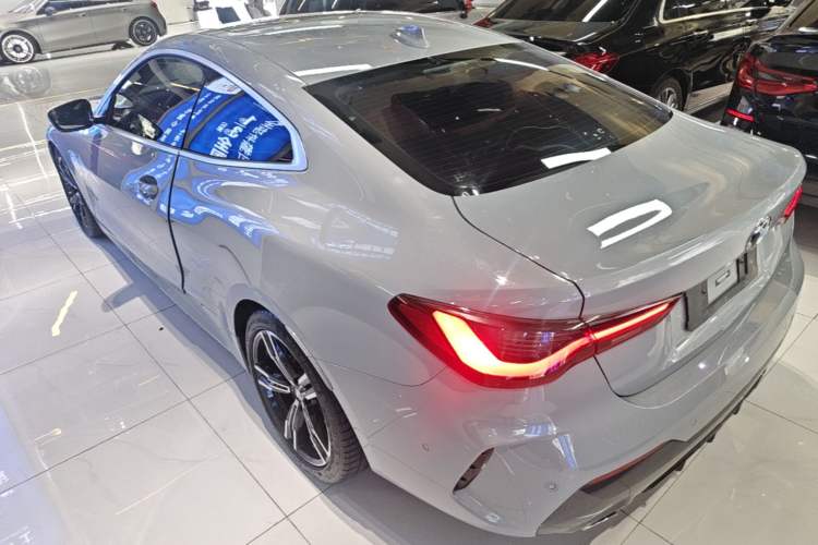 Used BMW 4 Series 2022 425i M Sport Package Exterior 2