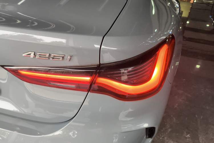 Used BMW 4 Series 2022 425i M Sport Package Exterior 3