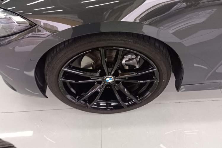 Used BMW 4 Series 2022 Revised 425i M Sport Night Edition Package Exterior 4