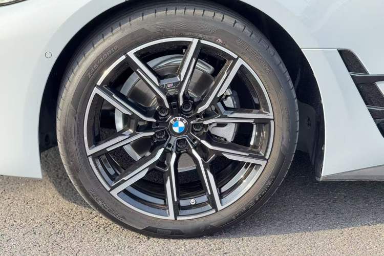 Used BMW 4 Series 2022 425i Gran Coupe M Sport Night Edition Exterior 4